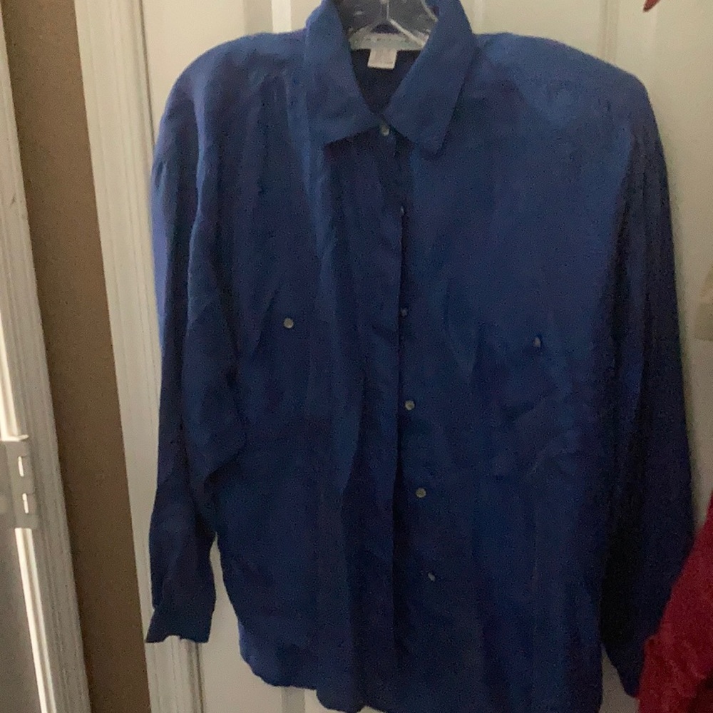 FINAL MARKDOWN One resource silk blouse small